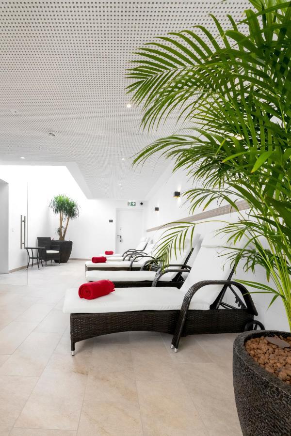 Hotel Includio Regensburg Exterior photo